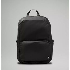 lululemon athletica everywhere backpack 22L